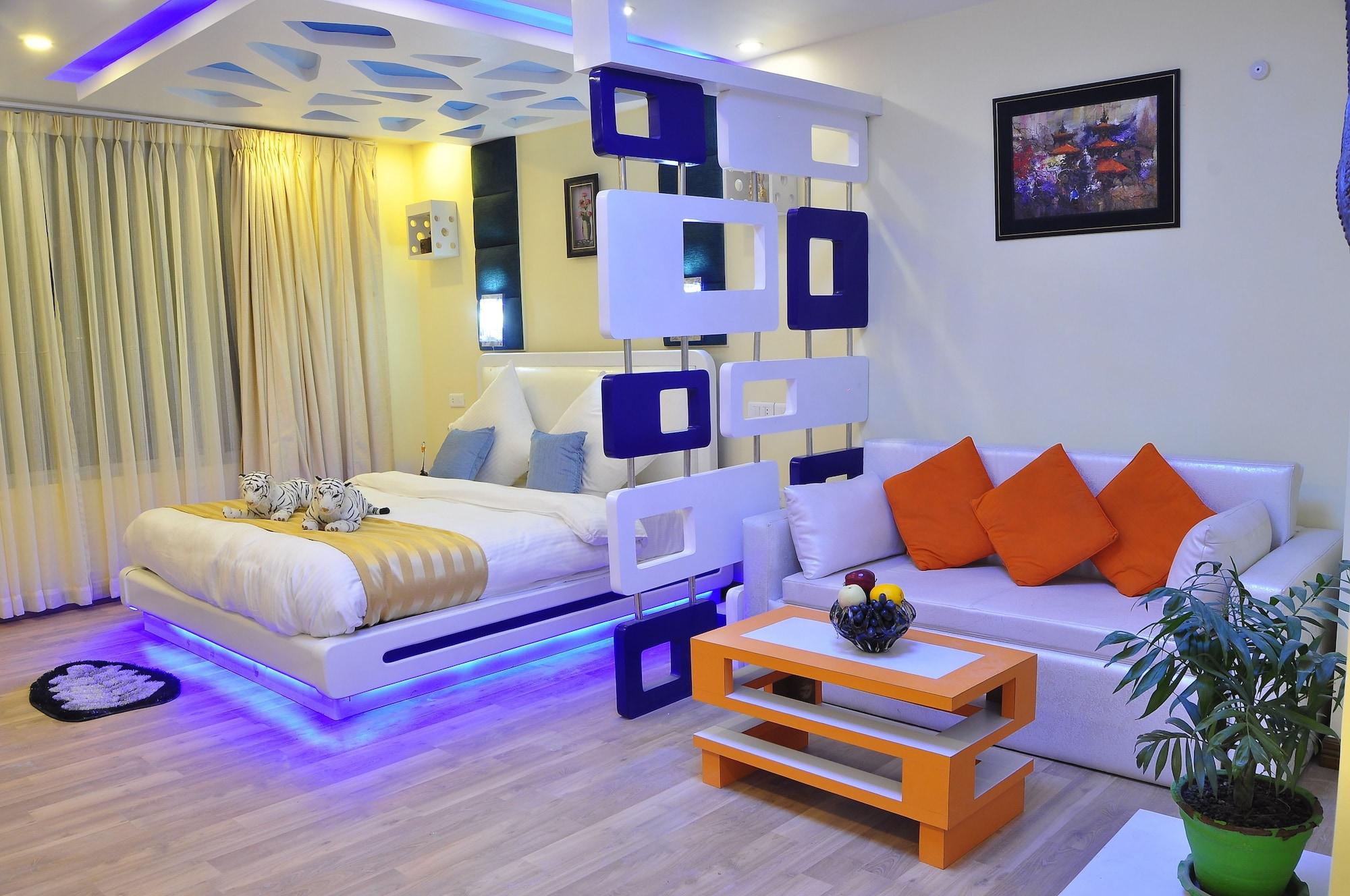 Royal Penguin Boutique Hotel & Spa Katmandu Zewnętrze zdjęcie