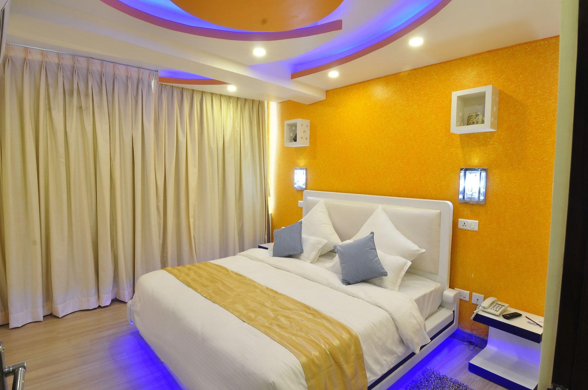Royal Penguin Boutique Hotel & Spa Katmandu Zewnętrze zdjęcie