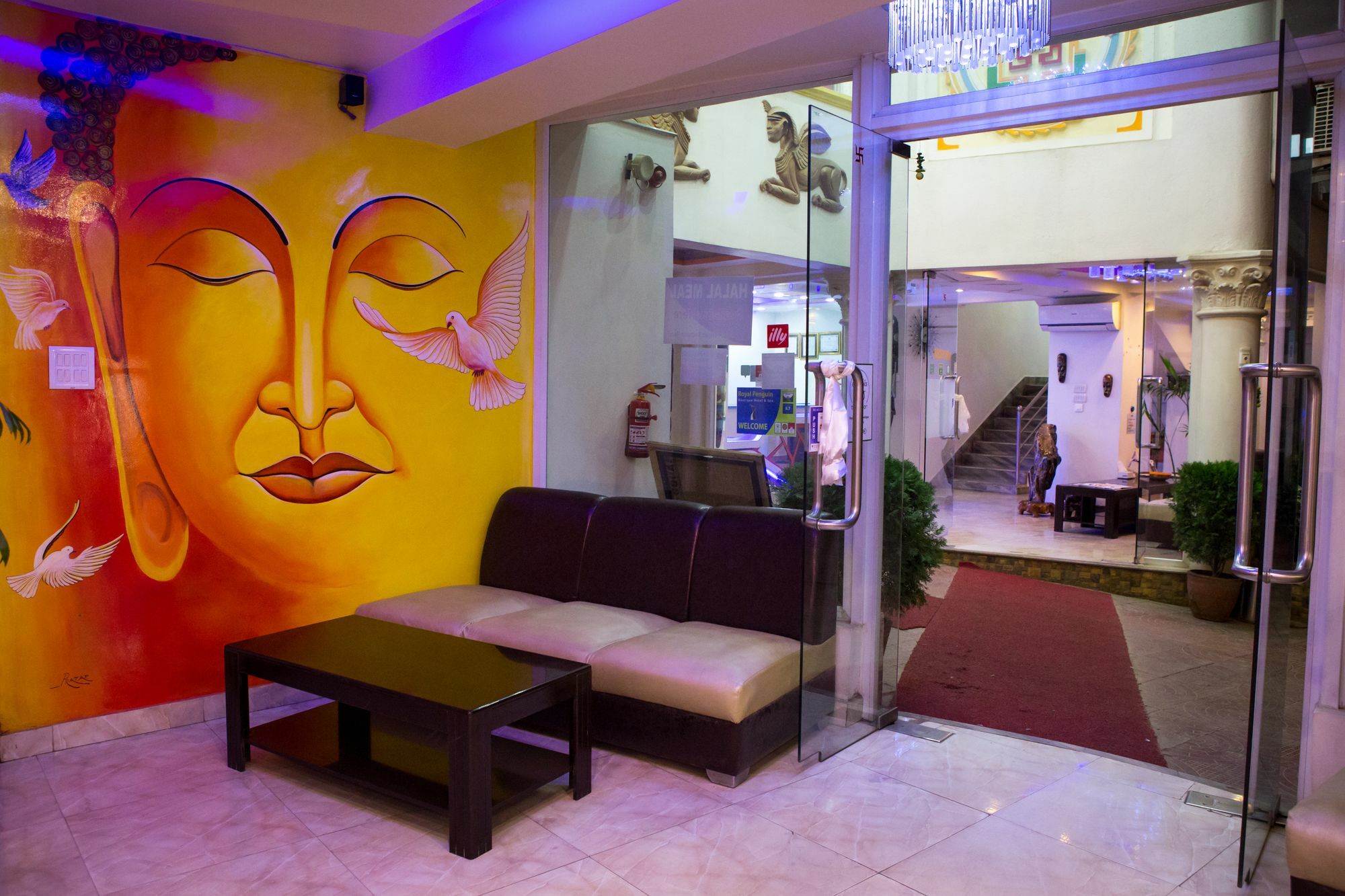 Royal Penguin Boutique Hotel & Spa Katmandu Zewnętrze zdjęcie